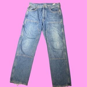 Erica size 32 jeans baggy